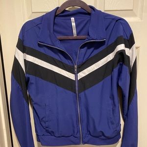 Very lightweight fabletics jacket